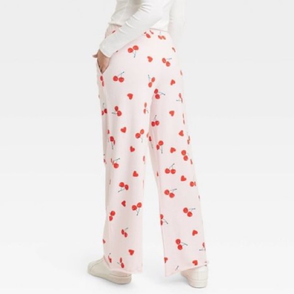 Target Cherry Hearts Sweatshirt Sweatpants 2-Piece Set Pink Valentine’s Day NWT - Picture 8 of 11